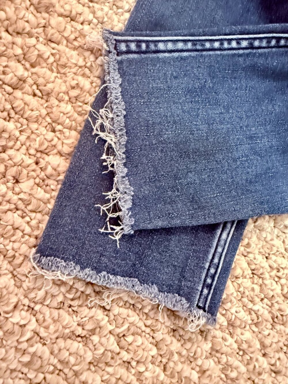 Abercrombie & Fitch - High Rise Jean Legging - Size 30" / 10 Short - 26" Inseam - Picture 5 of 11